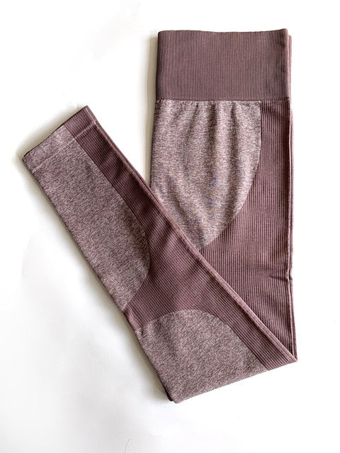 Seamless Yoga Set Sports Bra and Leggings